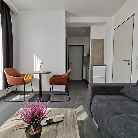 Hp Aparthotel *